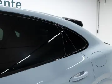 PORSCHE Cayenne E-Hybrid Coupé