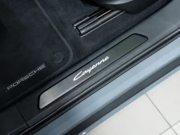 PORSCHE Cayenne E-Hybrid Coupé