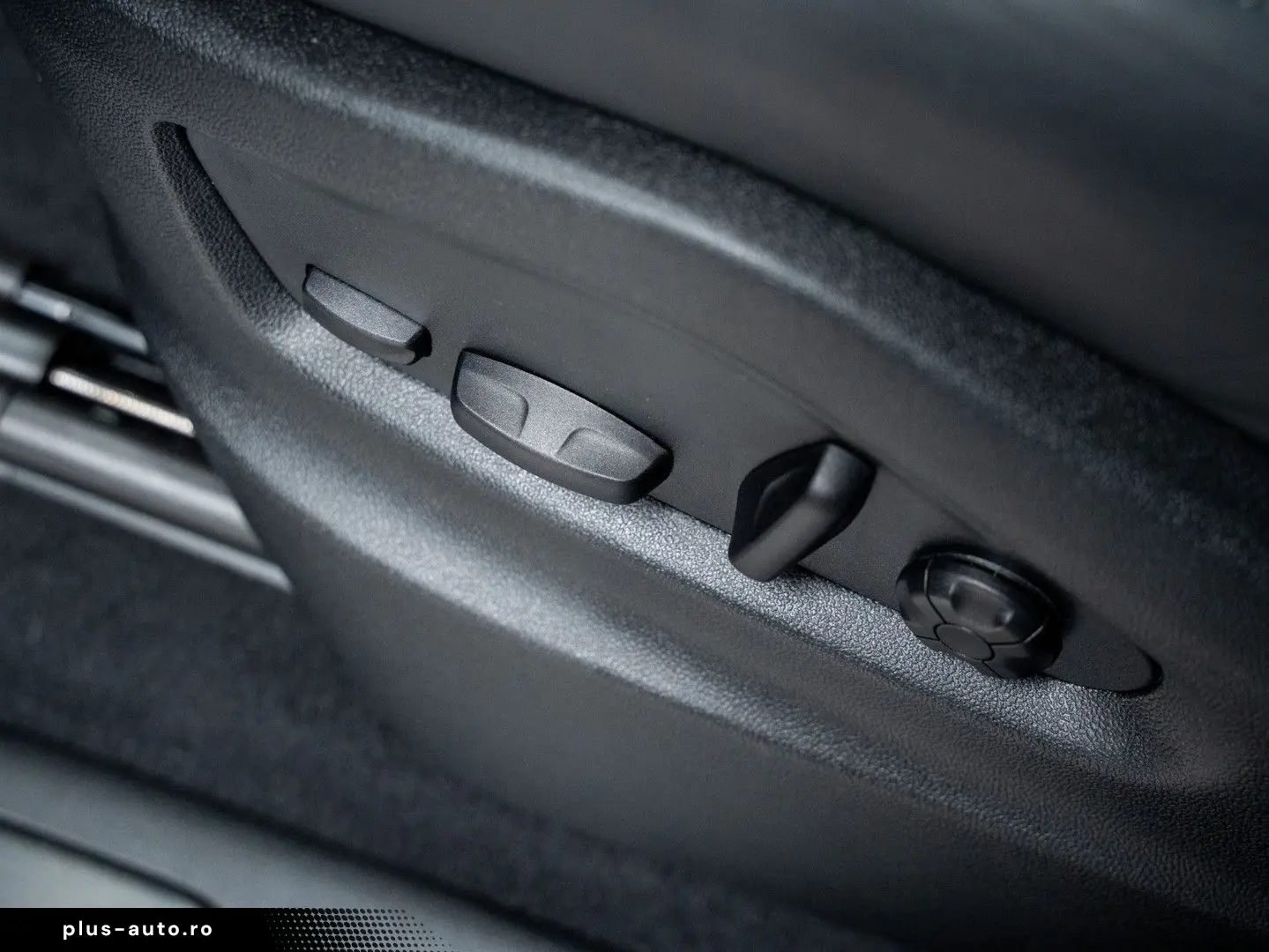 PORSCHE Cayenne E-Hybrid Coupé