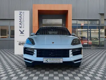 PORSCHE Cayenne Coupe E-Hyb Massage · Matrix · MY 2025