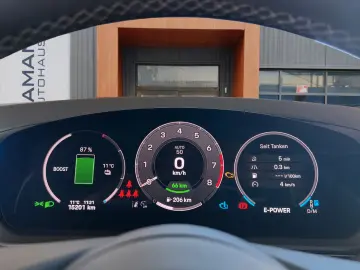 PORSCHE Cayenne Coupe E-Hyb Massage · Matrix · MY 2025