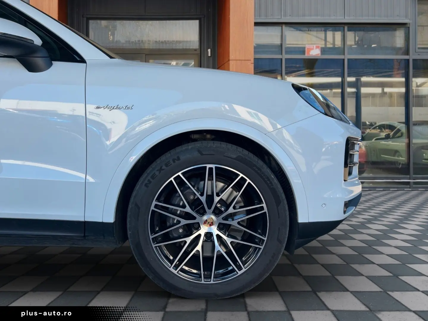 PORSCHE Cayenne Coupe E-Hyb Massage · Matrix · MY 2025