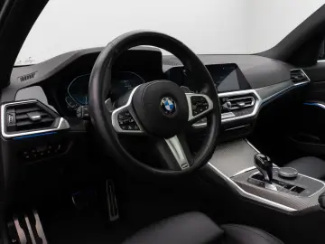 BMW 330e xD M Sport Laser Glasdach PDC HUD DAB HiFi
