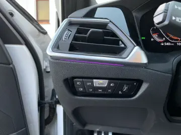 BMW 318i Limousine M SPORT LED LIVE COCKP PRO SITZ H