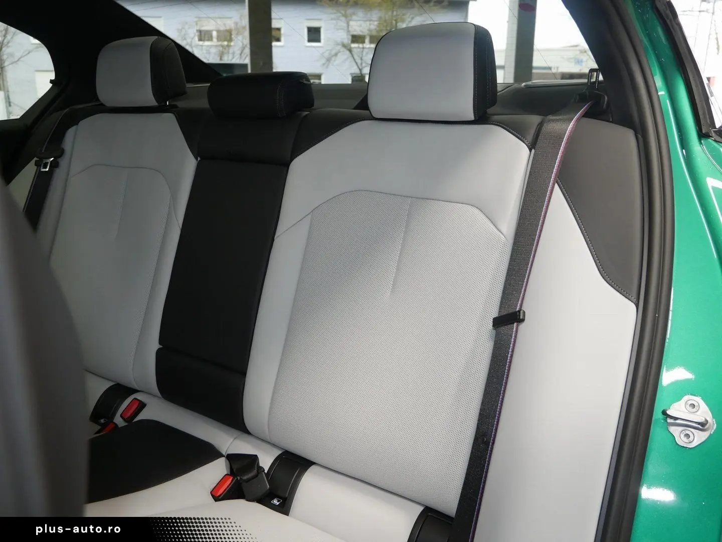 BMW M5 Limousine  Sitzbelüftung  Glasdach  Bowers&Wi