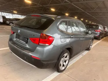 BMW X1 18 - Diesel - Automatic - 136 hp - 182.299 km