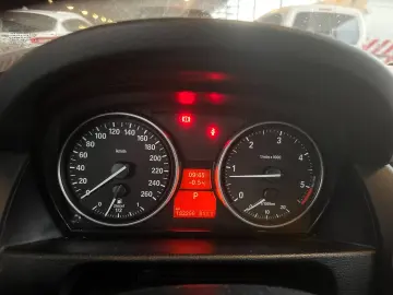 BMW X1 18 - Diesel - Automatic - 136 hp - 182.299 km