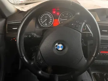 BMW X1 18 - Diesel - Automatic - 136 hp - 182.299 km