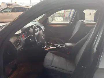 BMW X1 18 - Diesel - Automatic - 136 hp - 182.299 km