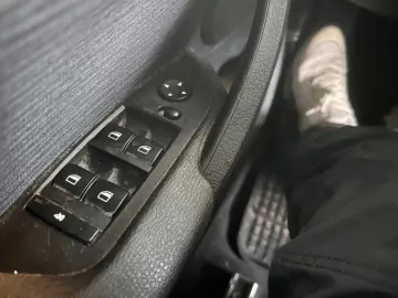 BMW X1 18 - Diesel - Automatic - 136 hp - 182.299 km