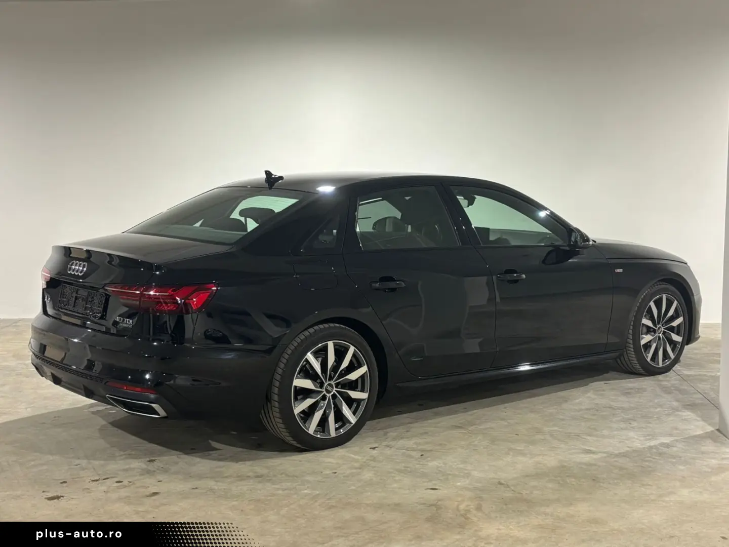 AUDI A4 Lim. 40 TDI quattro S line LED NAVI Rfk PDC