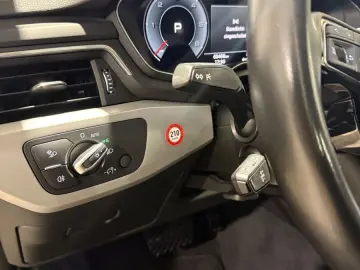 AUDI A4 Lim. 40 TDI quattro S line LED NAVI Rfk PDC