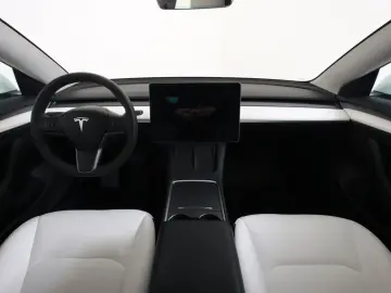TESLA Tesla Model 3 Long Range AWD