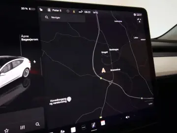 TESLA Tesla Model 3 Long Range AWD