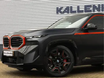 BMW XM PHEV Label Red - Edition 1 500 - Bowers & Wil