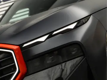 BMW XM PHEV Label Red - Edition 1 500 - Bowers & Wil