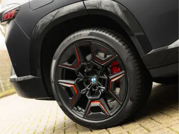 BMW XM PHEV Label Red - Edition 1 500 - Bowers & Wil