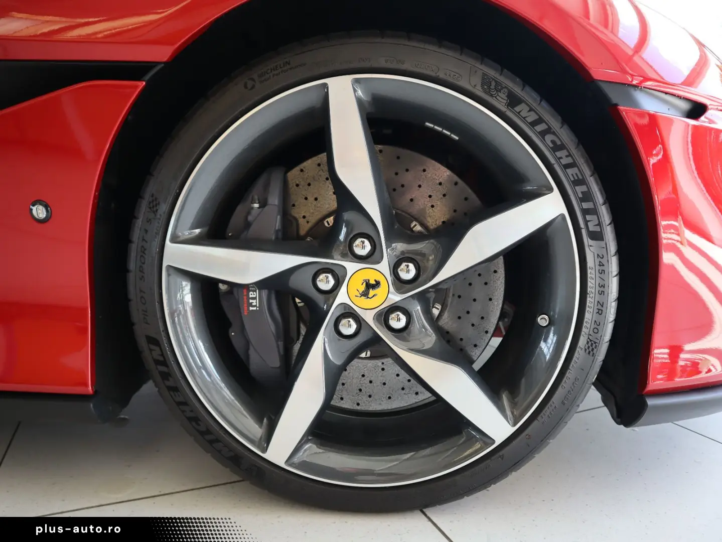 FERRARI Portofino M 3.9T V8 Rosso Cavallino Scuderia 20