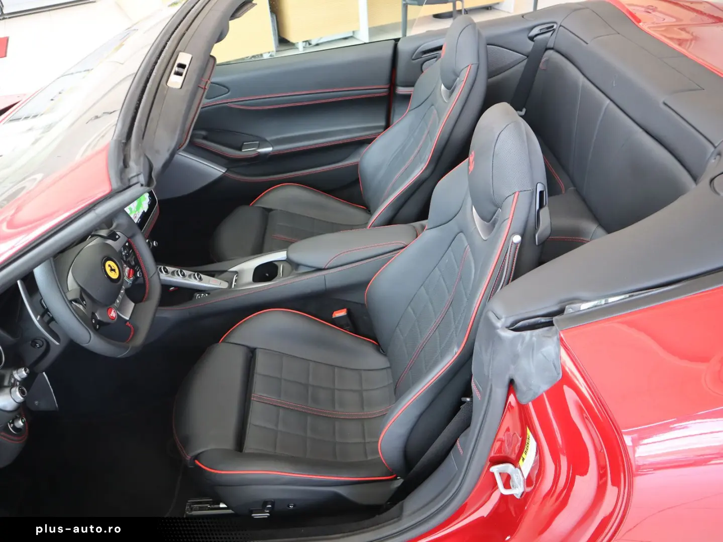FERRARI Portofino M 3.9T V8 Rosso Cavallino Scuderia 20