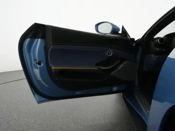 FERRARI Portofino M Sonderfarbe Avio met.