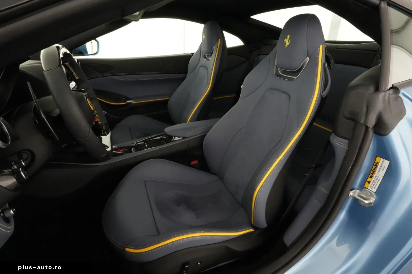 FERRARI Portofino M Sonderfarbe Avio met.