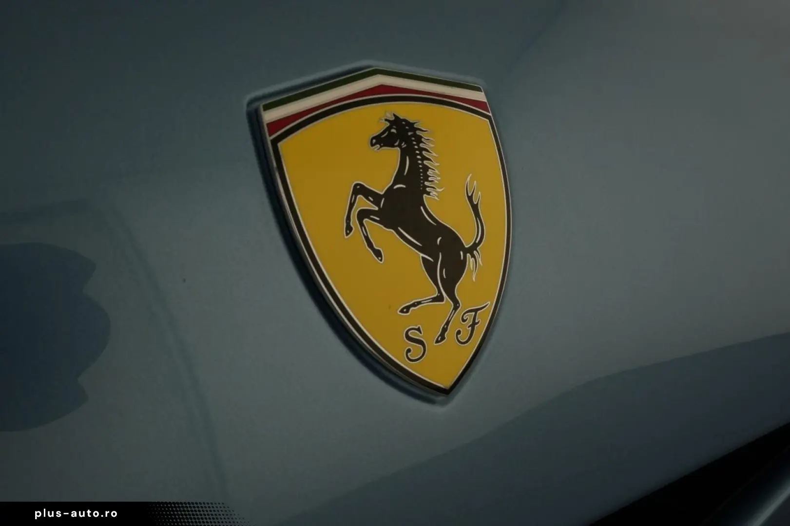 FERRARI Portofino M Sonderfarbe Avio met.