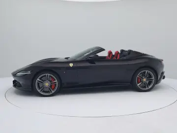 FERRARI Roma Spider - NERO PUROSANGUE - FERRARI HAMBURG