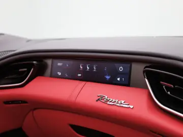 FERRARI Roma Spider - NERO PUROSANGUE - FERRARI HAMBURG