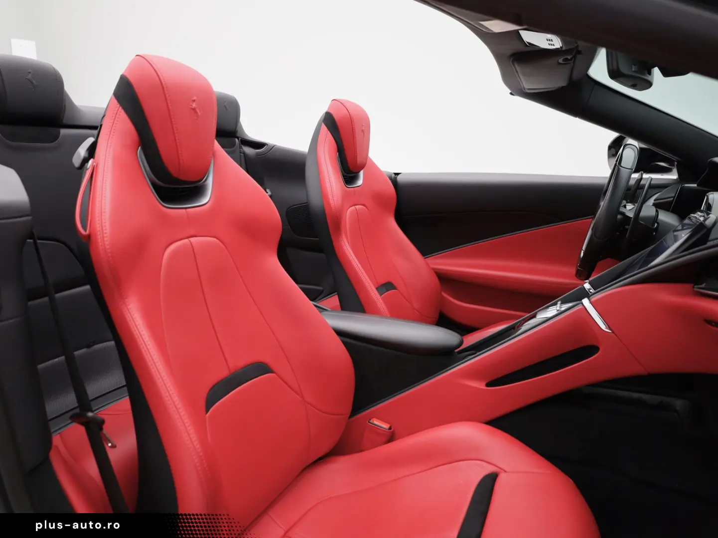 FERRARI Roma Spider - NERO PUROSANGUE - FERRARI HAMBURG