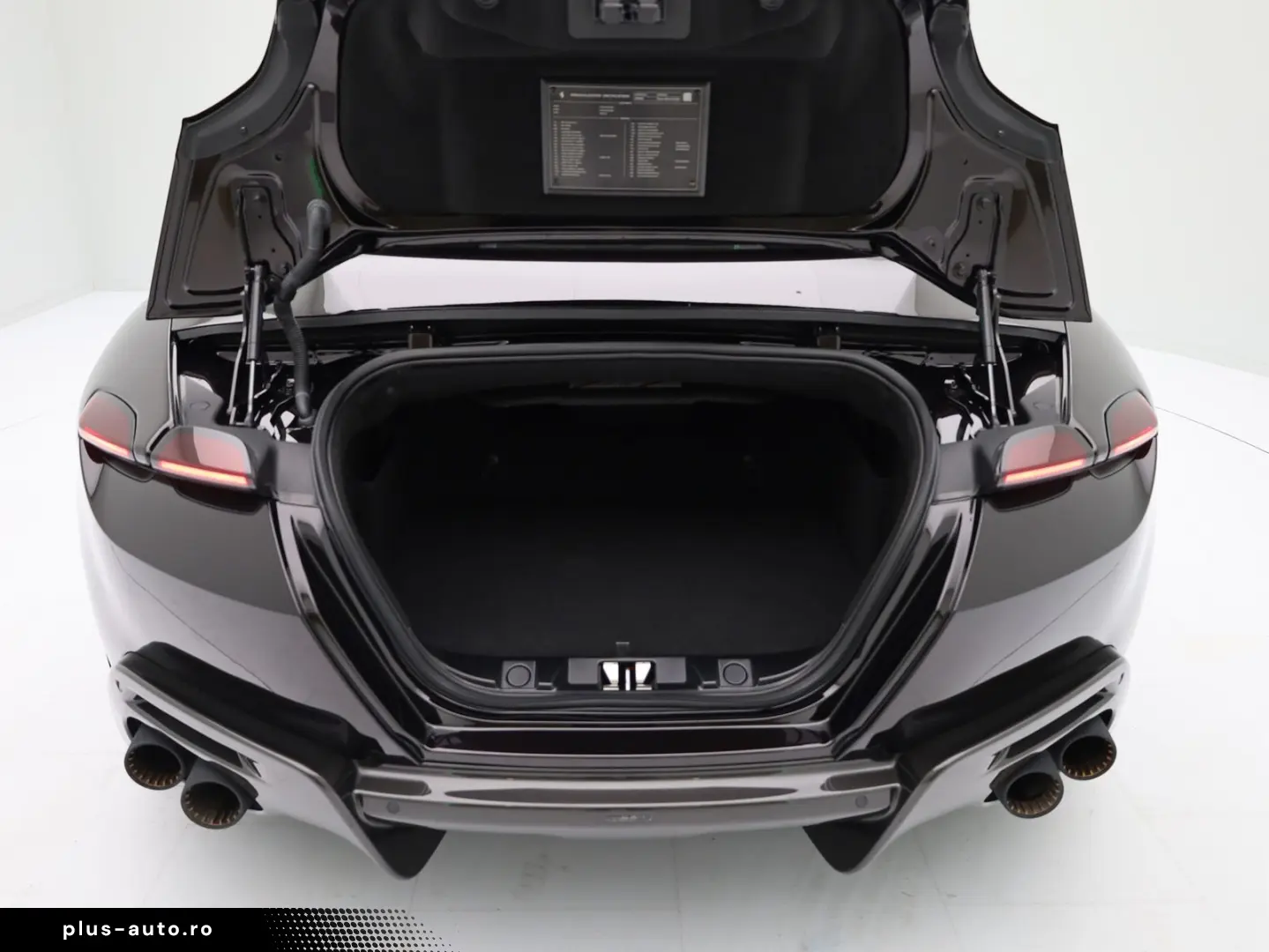 FERRARI Roma Spider - NERO PUROSANGUE - FERRARI HAMBURG