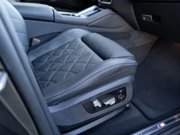 BMW X6 xDrive30d M-SportPRO 22 PANO Iconi