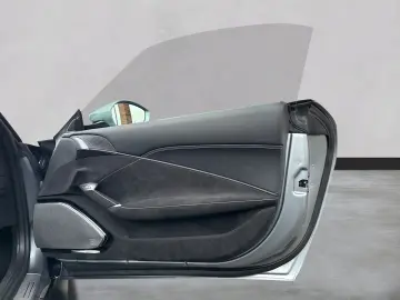 FERRARI Roma Spider  LED-Scheinwerfer 20 Zoll Felge