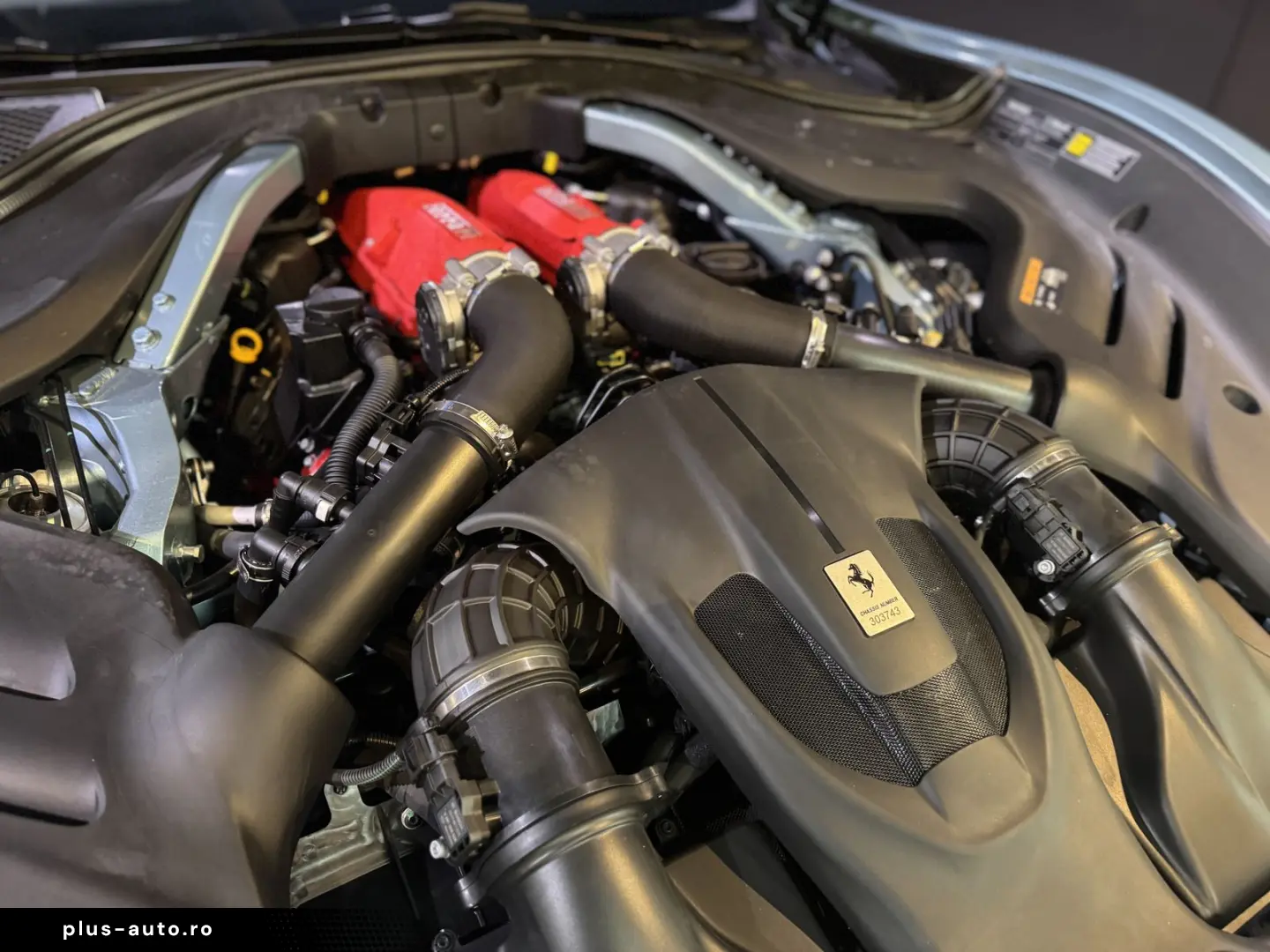 FERRARI Roma Spider Dt. Auto 1. Hand u-frei LED-Lenkrad