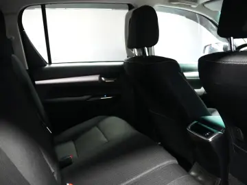 TOYOTA HILUX DC 2.8D AT EXECUTIVE