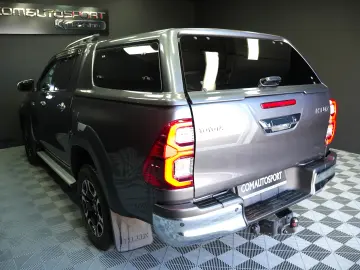 TOYOTA HILUX DC 2.8D AT EXECUTIVE