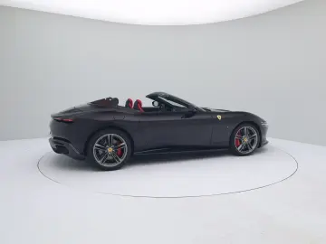 FERRARI Roma Spider - NERO PUROSANGUE - FERRARI HAMBURG