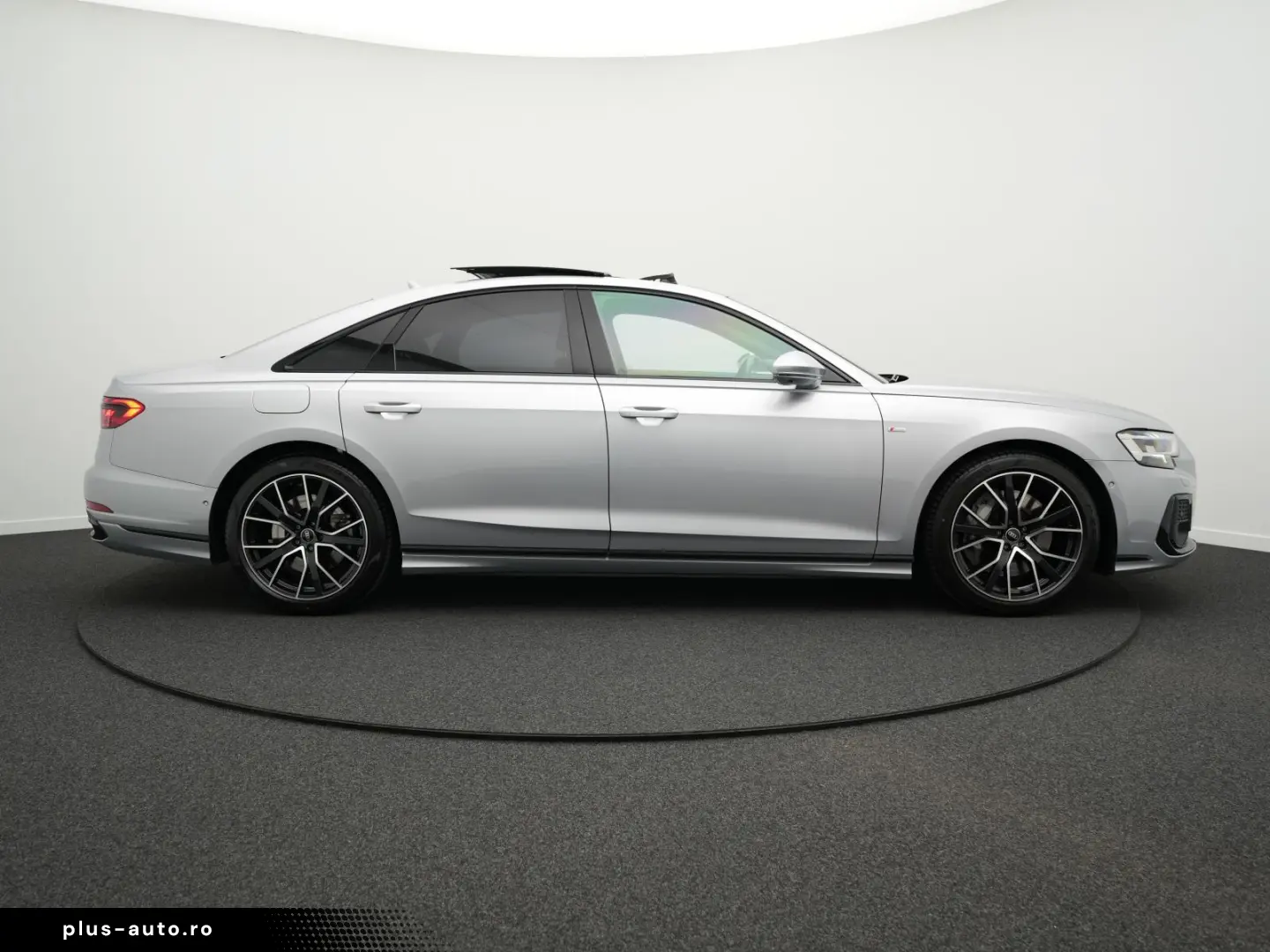 AUDI A8 55 TFSI S line qu.  ACC PANO MATRIX 20