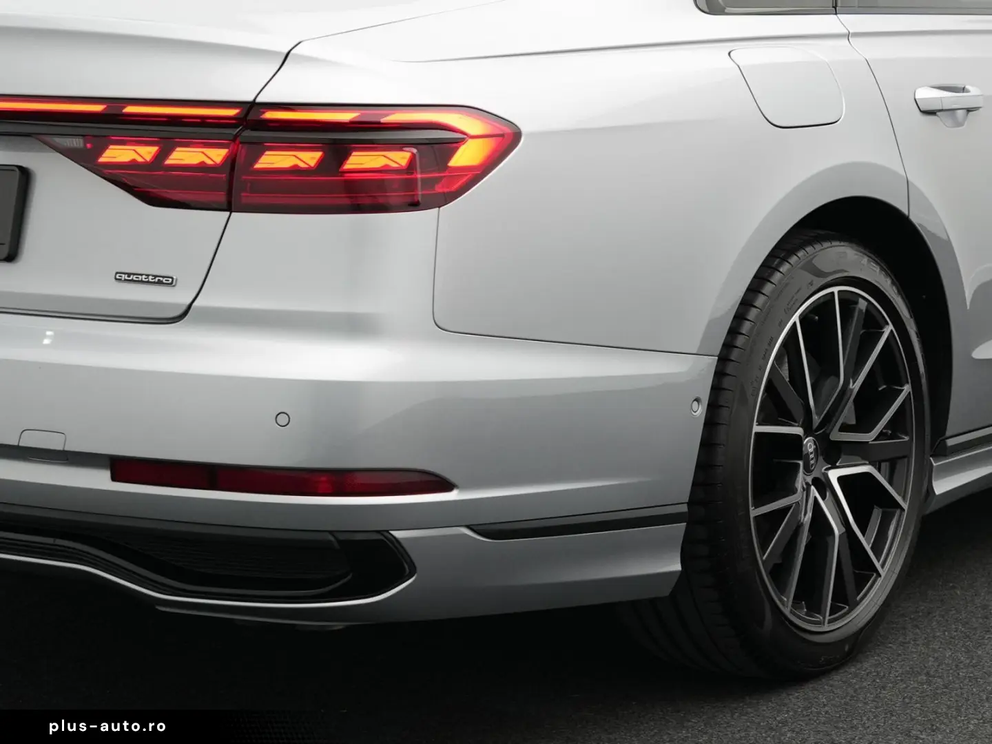 AUDI A8 55 TFSI S line qu.  ACC PANO MATRIX 20