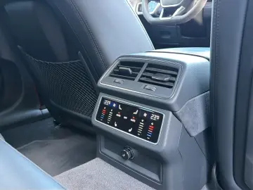 AUDI RS6 Avant 4.0 TFSI quattro 22  Laser B&O Valcona