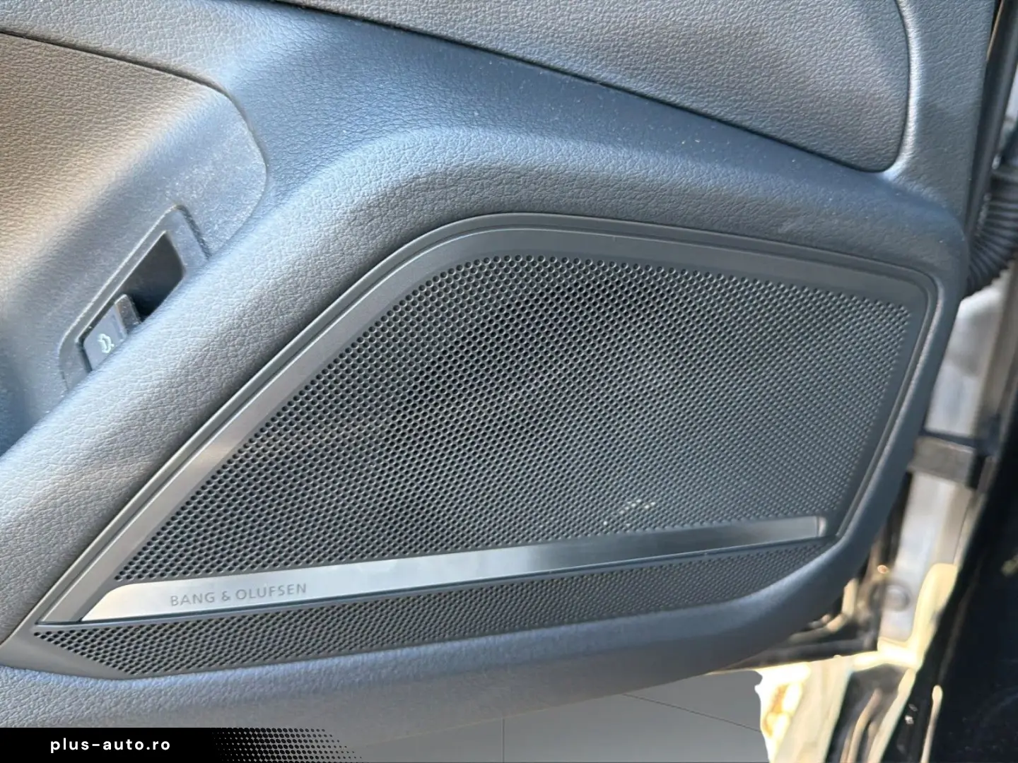 AUDI RS6 Avant 4.0 TFSI quattro 22  Laser B&O Valcona