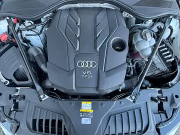 AUDI A8 55 TFSI QUATTRO S-LINE LUFTFEDER