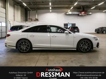 AUDI A8 55 TFSI Q. S-Line MATRIX B&O STHZG PANO HuD
