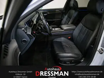 AUDI A8 55 TFSI Q. S-Line MATRIX B&O STHZG PANO HuD