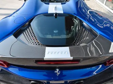 FERRARI SF90 Spider  Assetto Fiorano Full Carbon Raci...