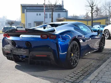 FERRARI SF90 Spider  Assetto Fiorano Full Carbon Raci...