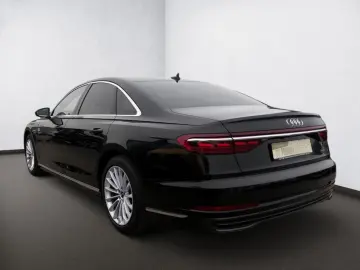 AUDI A8 55 TFSI quattro PANO STAHZG B&O HUD ASSIST