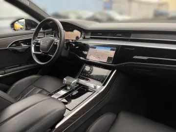 AUDI A8 55 TFSI quattro PANO STAHZG B&O HUD ASSIST