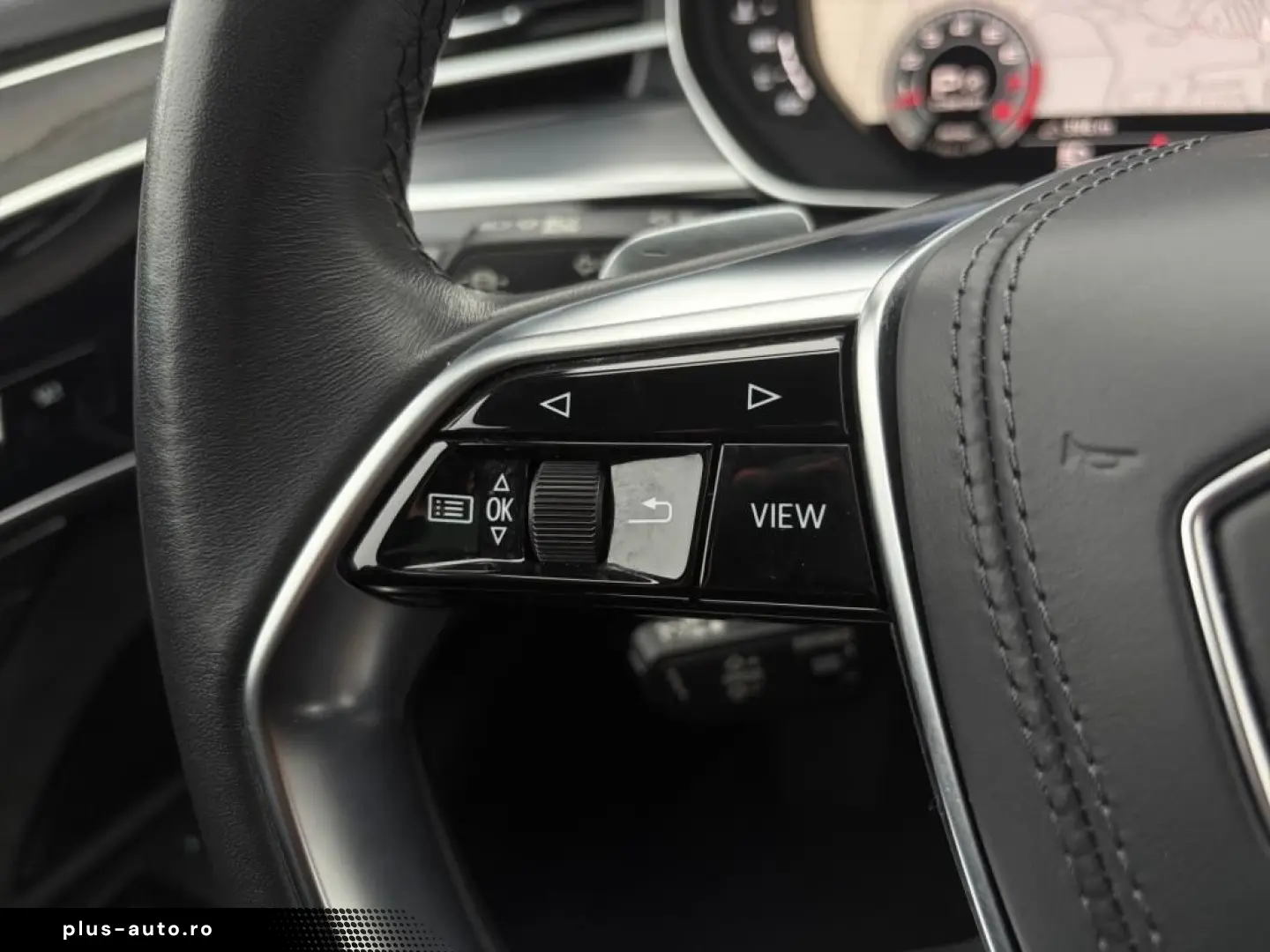 AUDI A8 55 TFSI quattro PANO STAHZG B&O HUD ASSIST