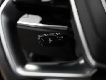 AUDI A8 50 TDI quattro Bang&Olufsen PANO Head-up 360