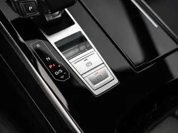 AUDI A8 50 TDI quattro Bang&Olufsen PANO Head-up 360